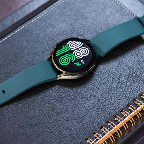 Samsung_Watch4 40mm_Universe_by_NASA_1_4